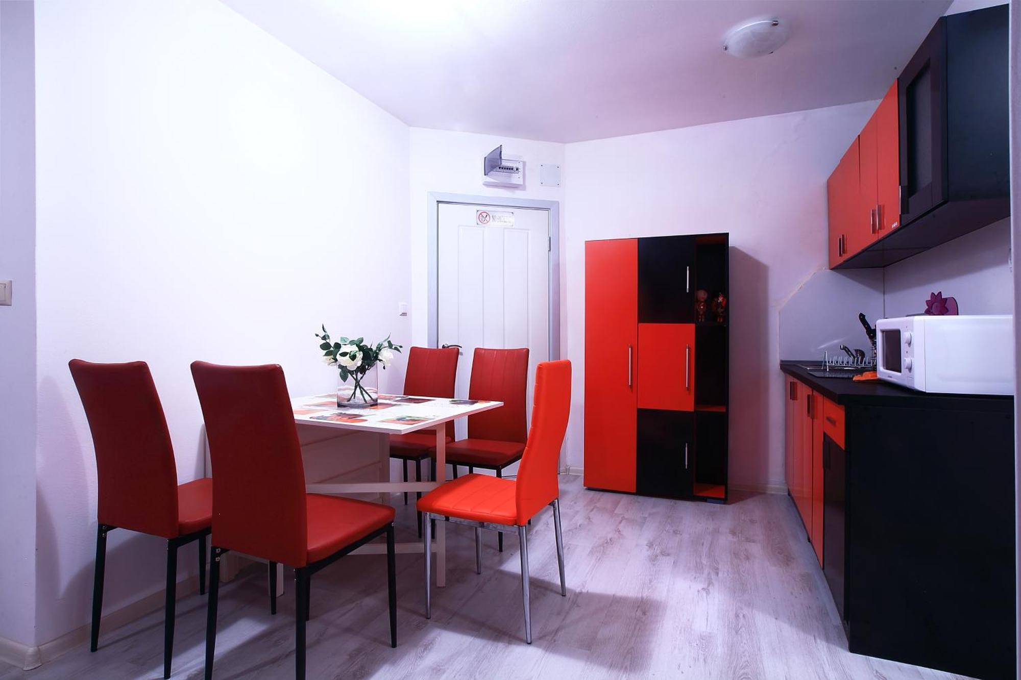 Private Apartment With Parking And Pool バルチク エクステリア 写真