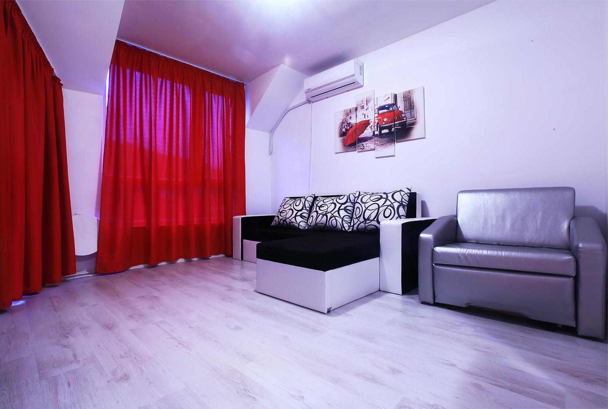 Private Apartment With Parking And Pool バルチク エクステリア 写真