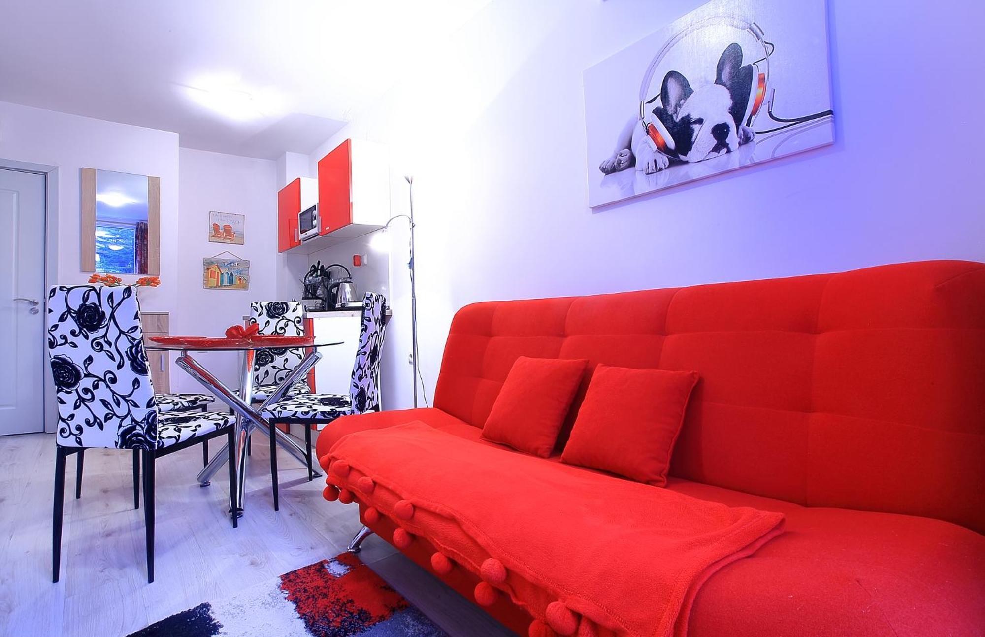 Private Apartment With Parking And Pool バルチク エクステリア 写真