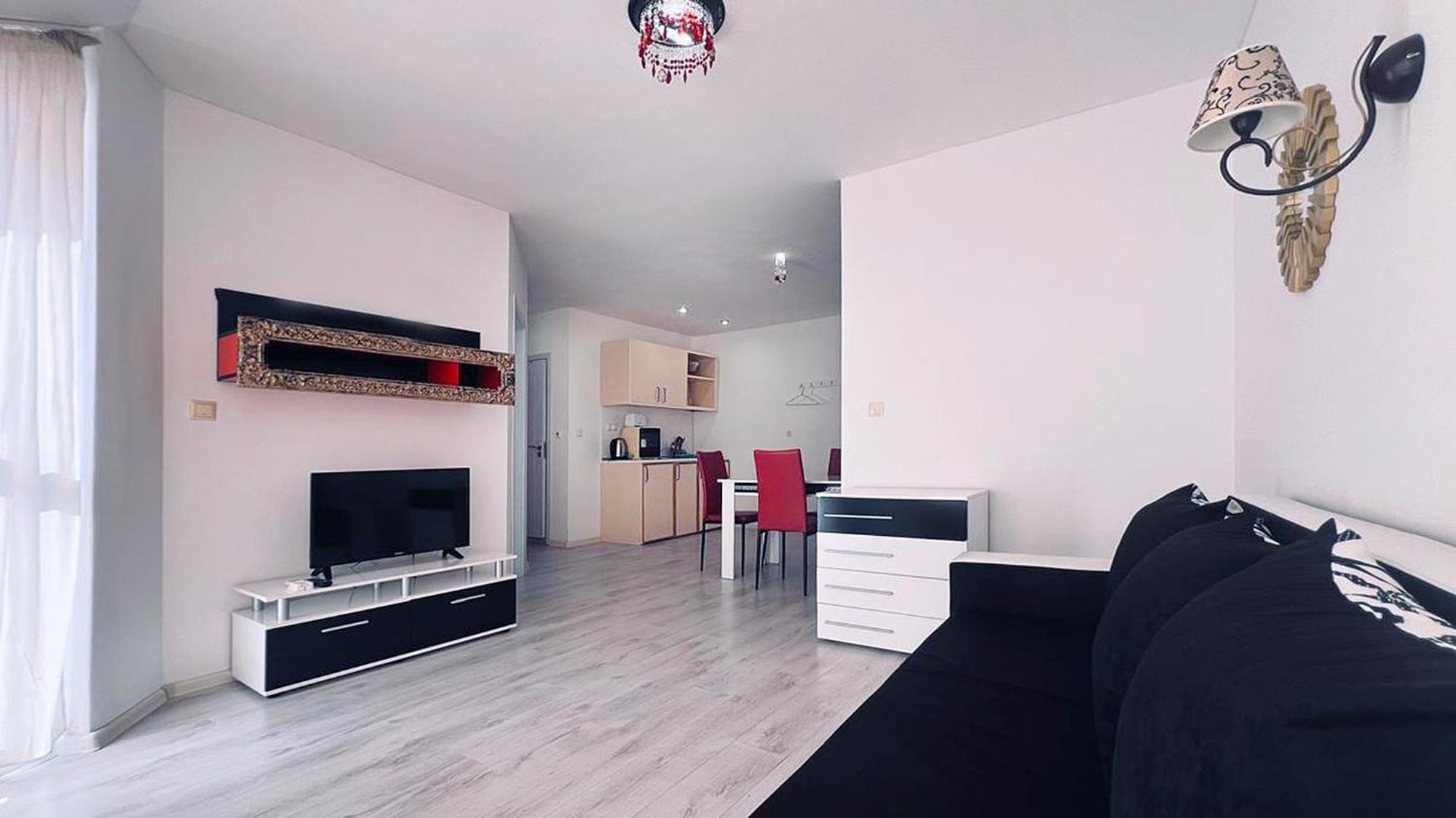Private Apartment With Parking And Pool バルチク エクステリア 写真