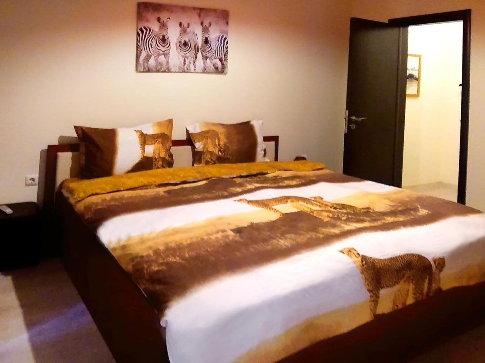 Private Apartment With Parking And Pool バルチク エクステリア 写真