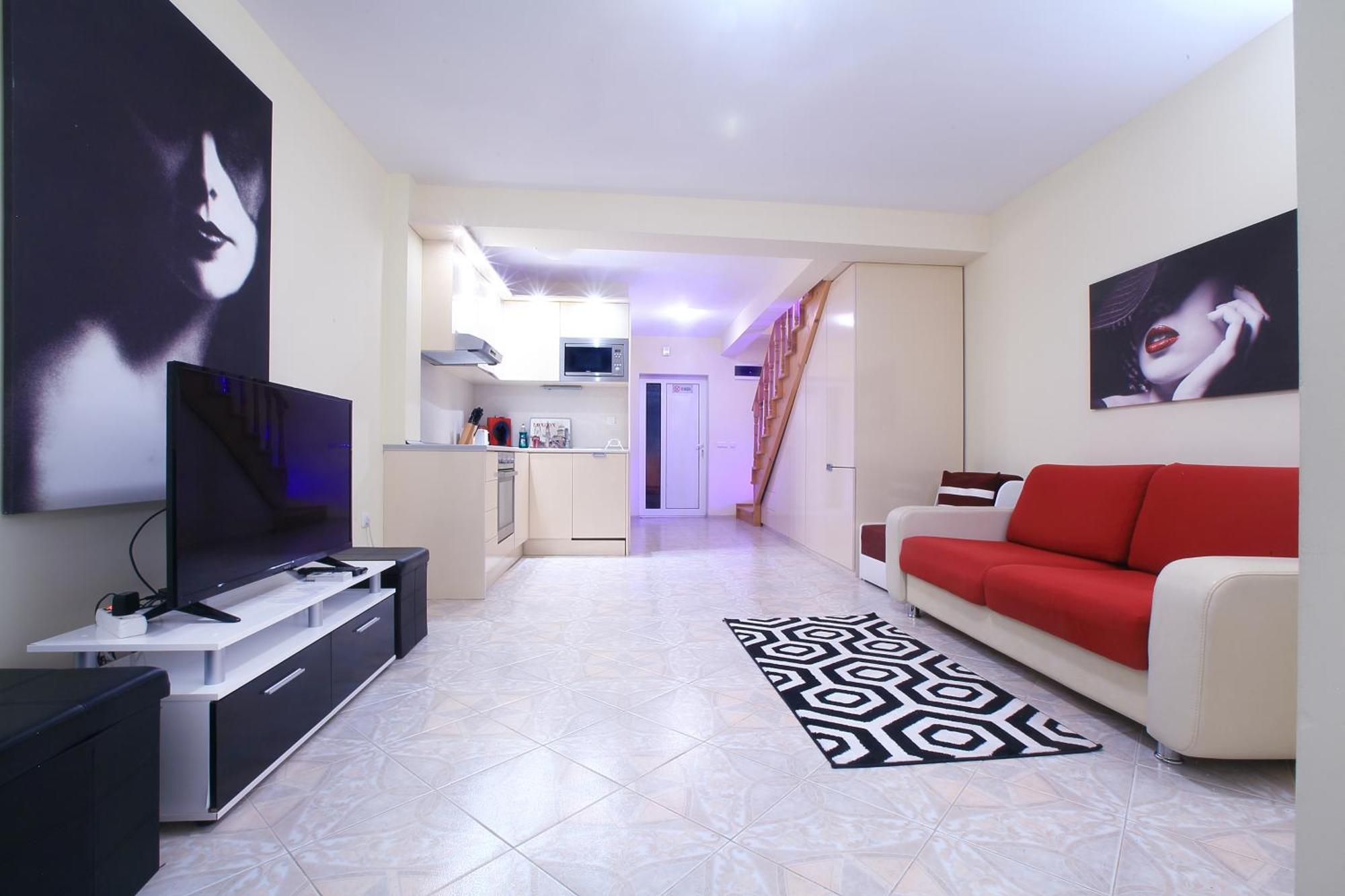Private Apartment With Parking And Pool バルチク エクステリア 写真