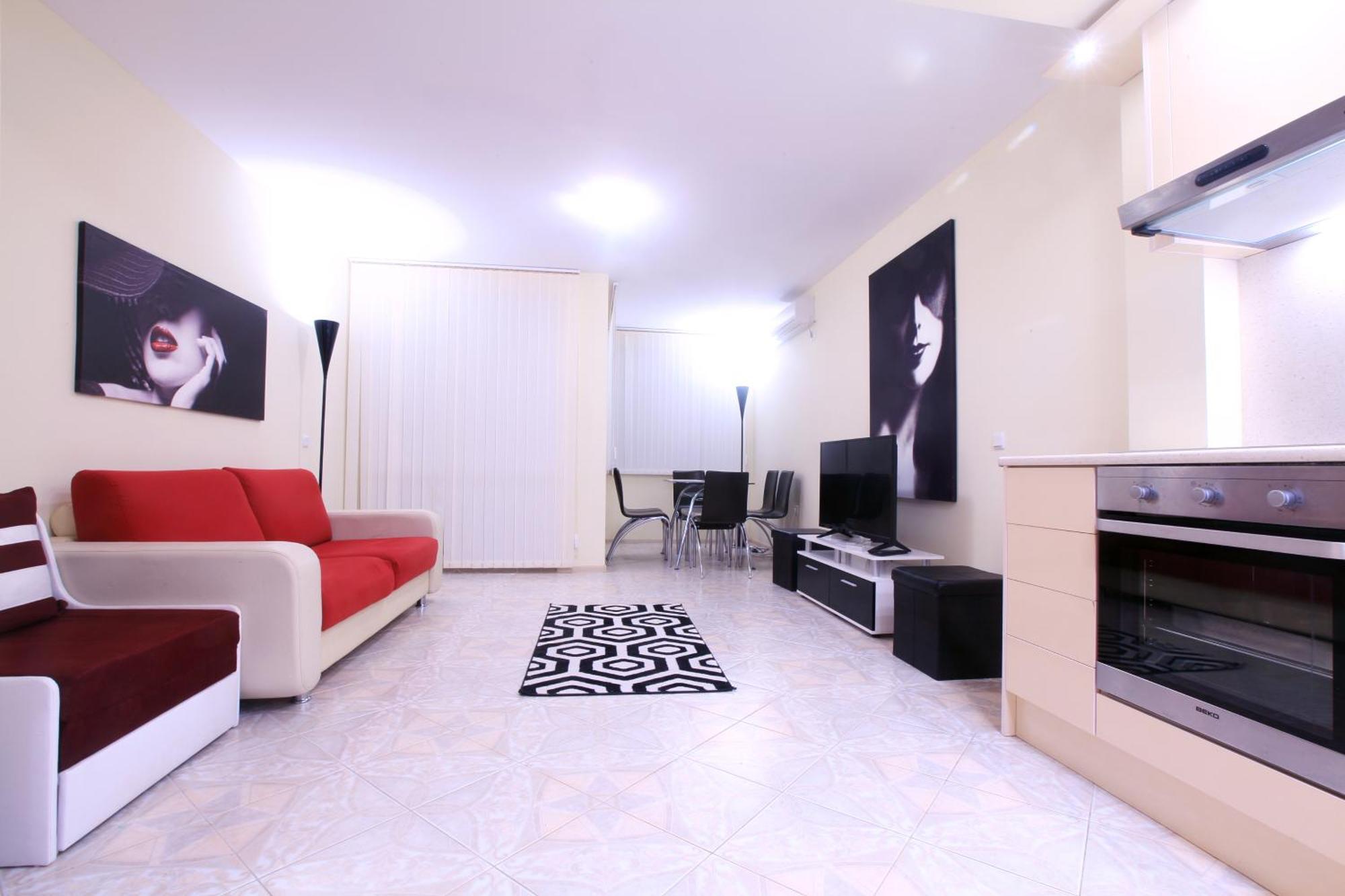 Private Apartment With Parking And Pool バルチク エクステリア 写真