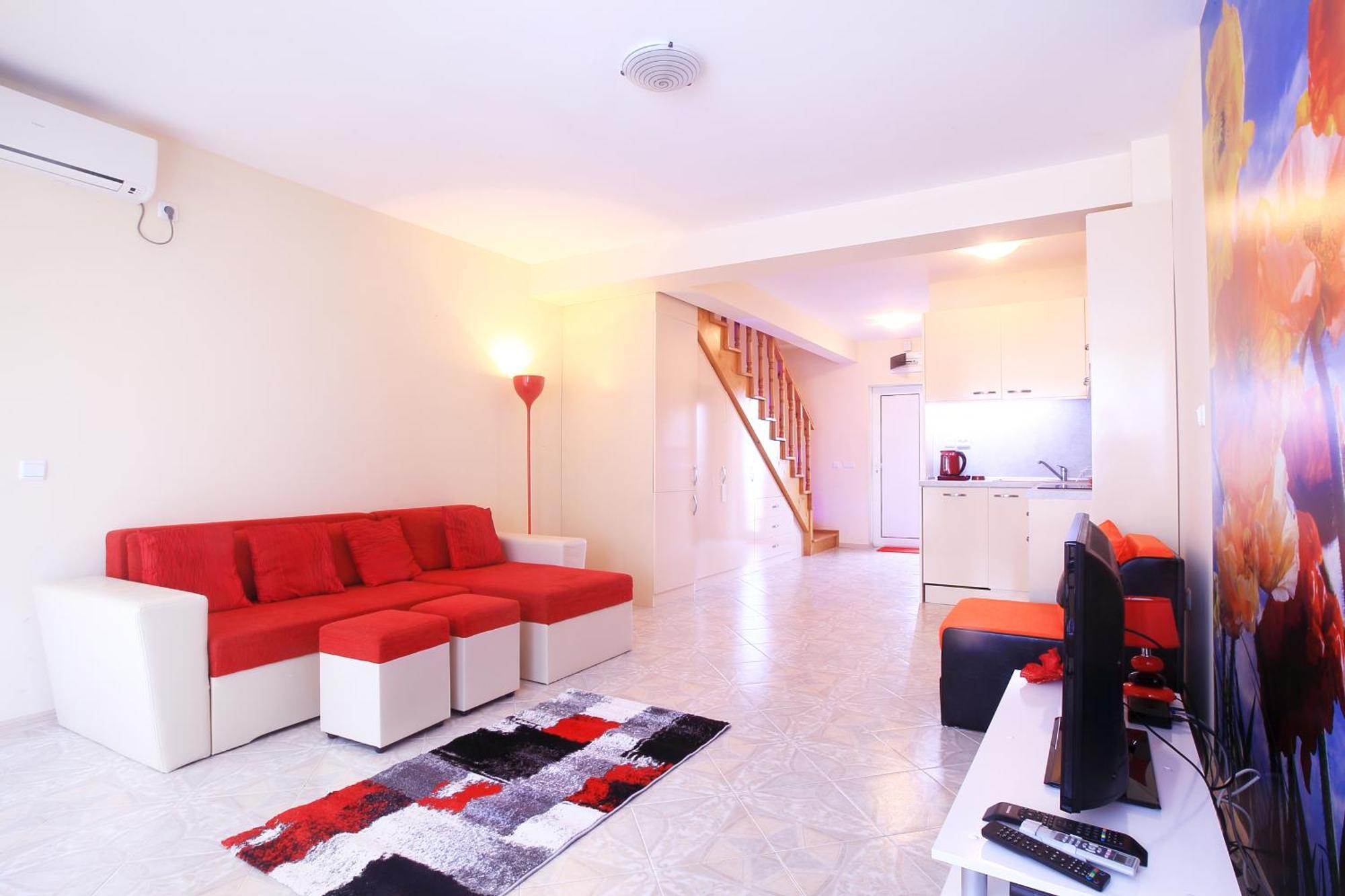 Private Apartment With Parking And Pool バルチク エクステリア 写真